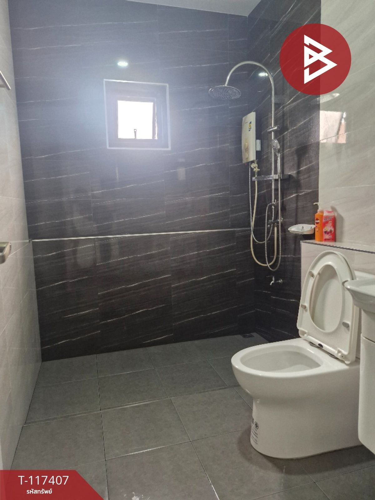 ชายบ้านเดี่ยว หมู่บ้านทนายพิเชษฐ์ (Tanai Pichet) โพธาราม ราชบุรี - 11