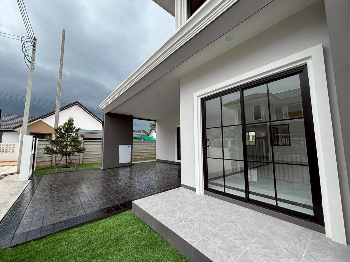 บ้านใหม่ เดี่ยว 2 ชั้น โครงการ หมู่บ้าน Landmark Ville ราชบุรี - 2