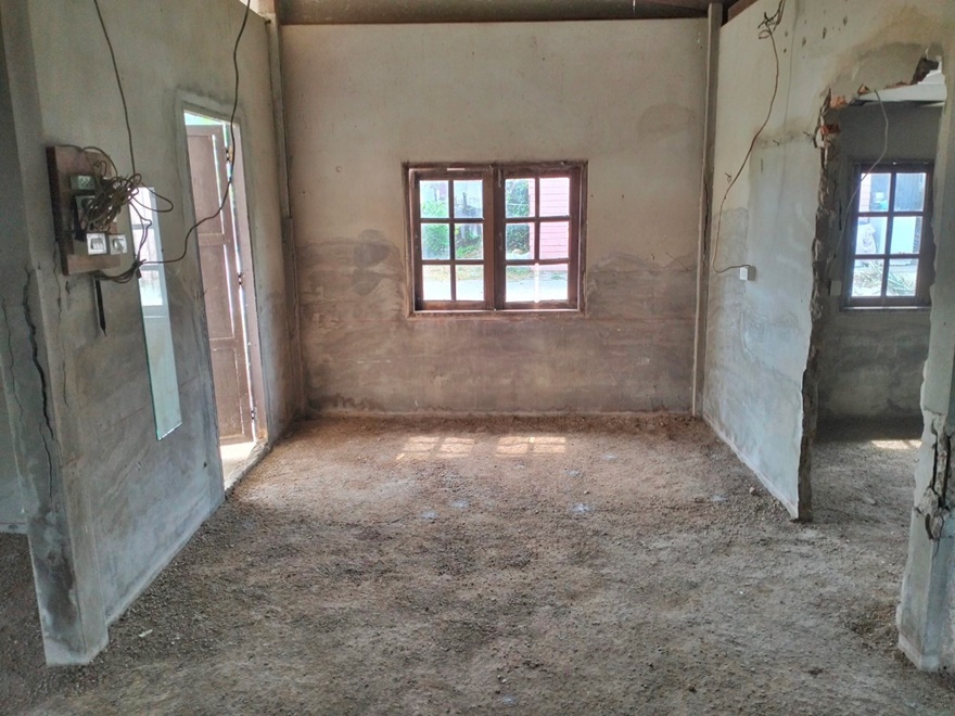บ้านพักอาศัยตึกชั้นเดียว ห่างจากถนนเพชรเกษม-บ้านเขาลอย ประมาณ 42 เมตร - 5