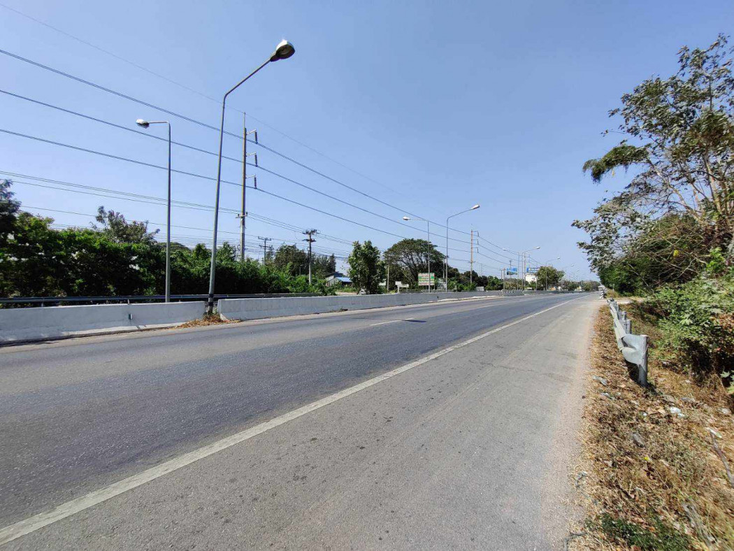ขาย ที่ดิน อ.เมืองราชบุรี ติดถนนเพชรเกษม เนื้อที่ 2-2-30 ไร่ (เหมาะสร้างบ้าน โรงแรม ร้านอาหาร โกดัง และคลังสินค้า) หน้ากว้าง 43 m. - 7
